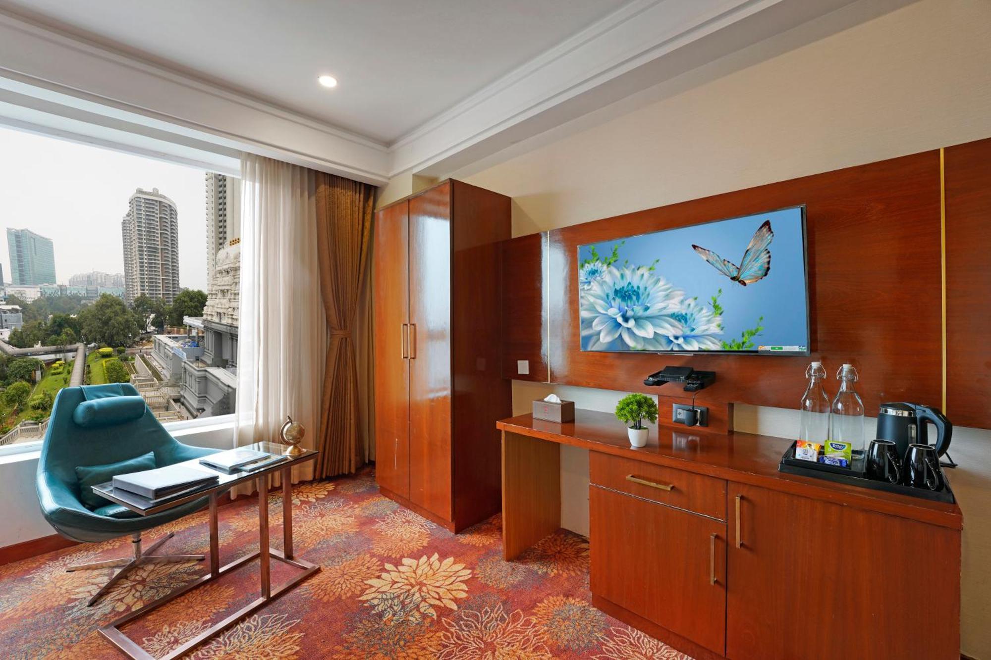 Kingston Hotel Бенґалуру Екстер'єр фото